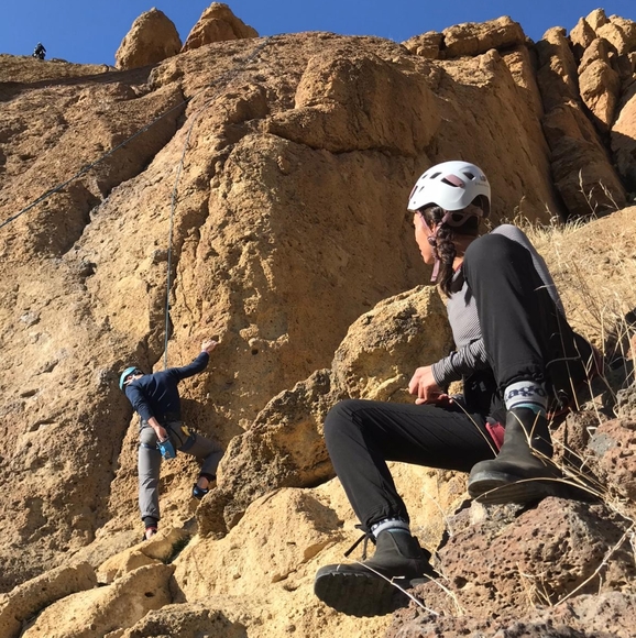 Meet your Posher, Charnelle - Picture 2 of 3